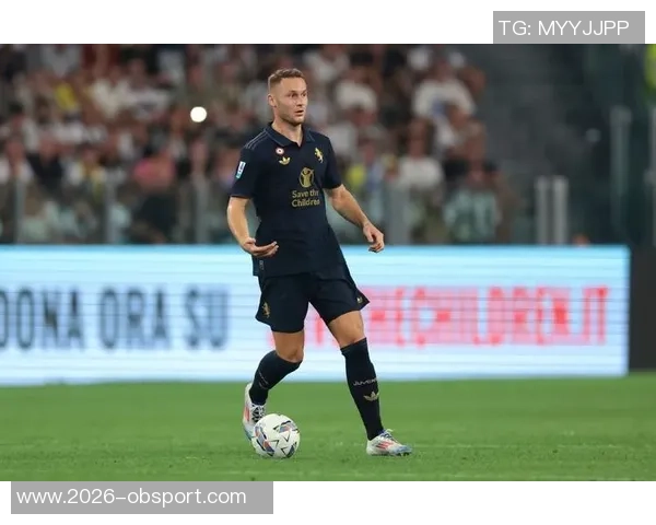 荷兰国家队紧急征召尤文中场库普梅纳斯替代受伤昆滕廷伯